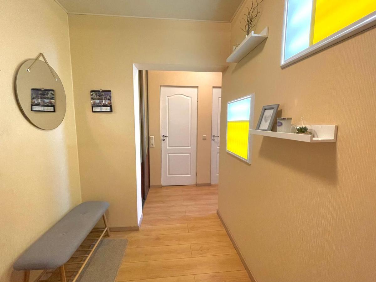 Cozy Home Apartment Lielvardes, Free Parking, Self Check-In Riga Exteriör bild